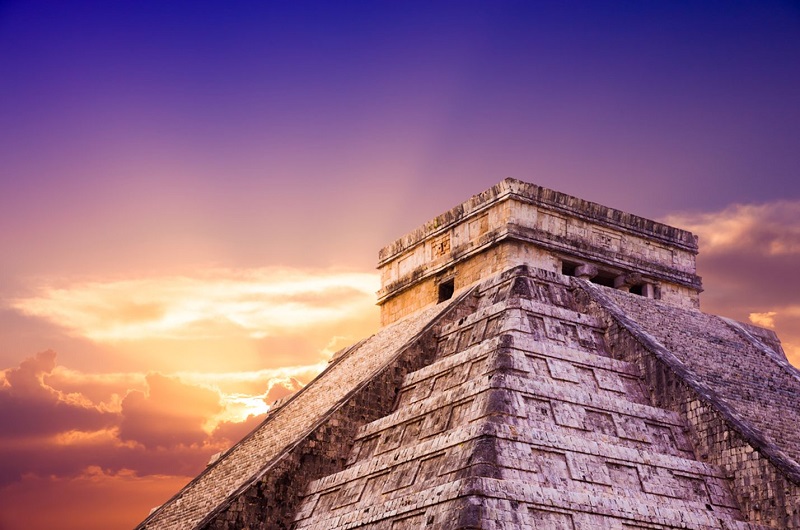 Chichén-Itzá-01 Habibi Mexico Travel